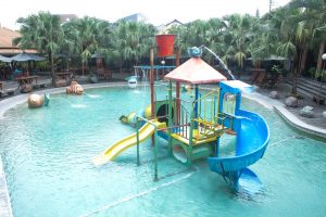 banyu mili kolam renang anak real estate griya mahkota trikarsa nusantara rumah jogja