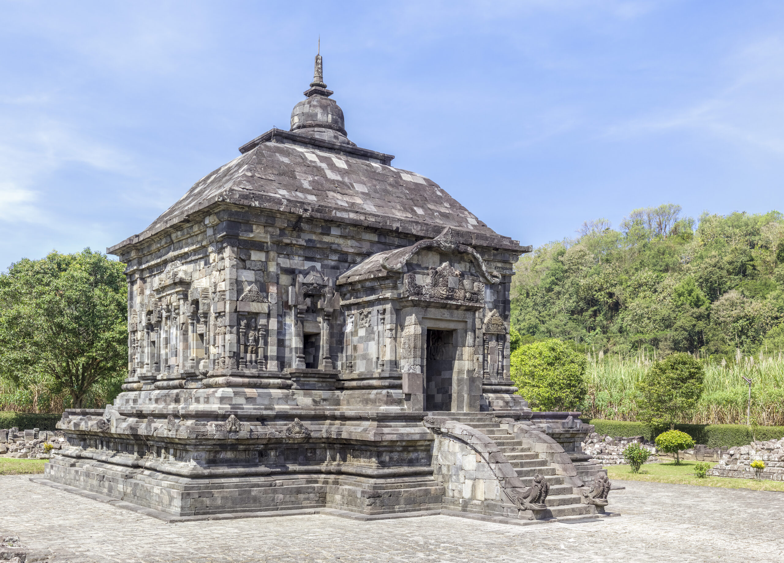 Candi Banyunibo Pesona Kecil yang Memikat
