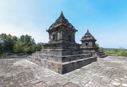 Candi Barong Kompleks Candi di Atas Bukit